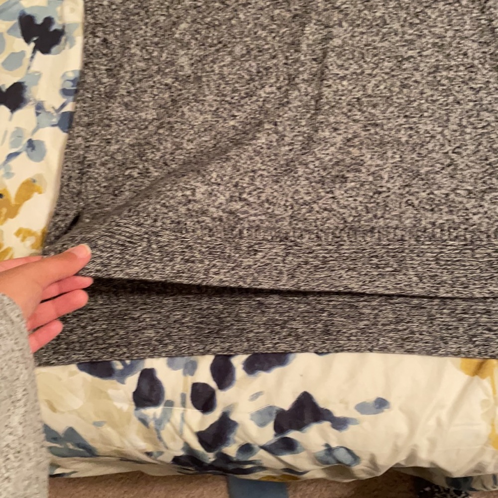 High-Low Sweater - Picture 3 of 3